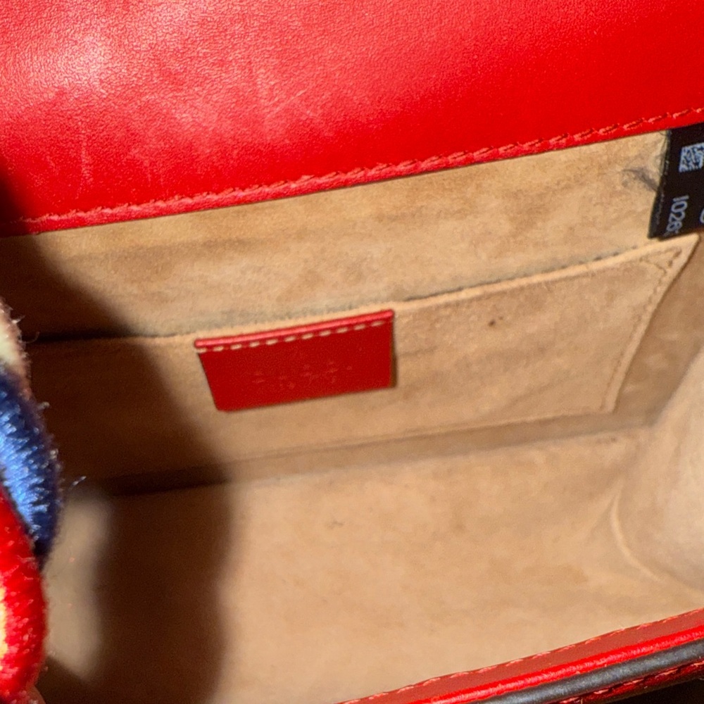 Gucci Sylvie Red Calfskin and Gold Mini Bag with Chain - Picture 11 of 16